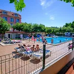 مكان تخييم Playa Canelas بورتونوفو